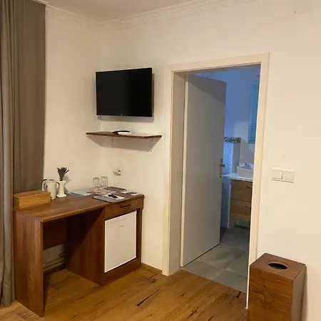 Sobe Djurdjevic 4* Zatonje