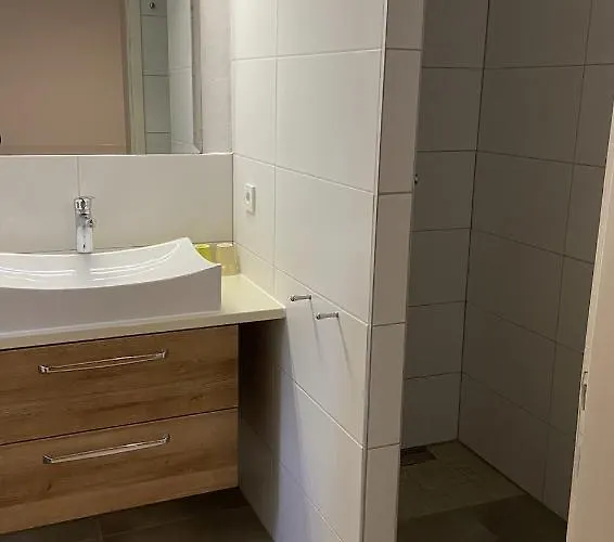 Sobe Djurdjevic 4* Zatonje